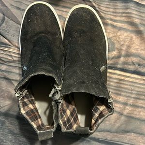 Black bootie tennis shoes 8